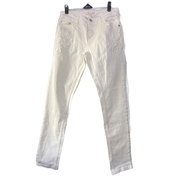 MAJE Embroidered Flowers White Jeans size 24 XS - Picture 2 of 9